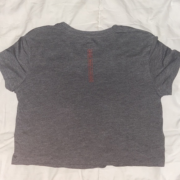 Cropped t-shirt - Picture 2 of 3